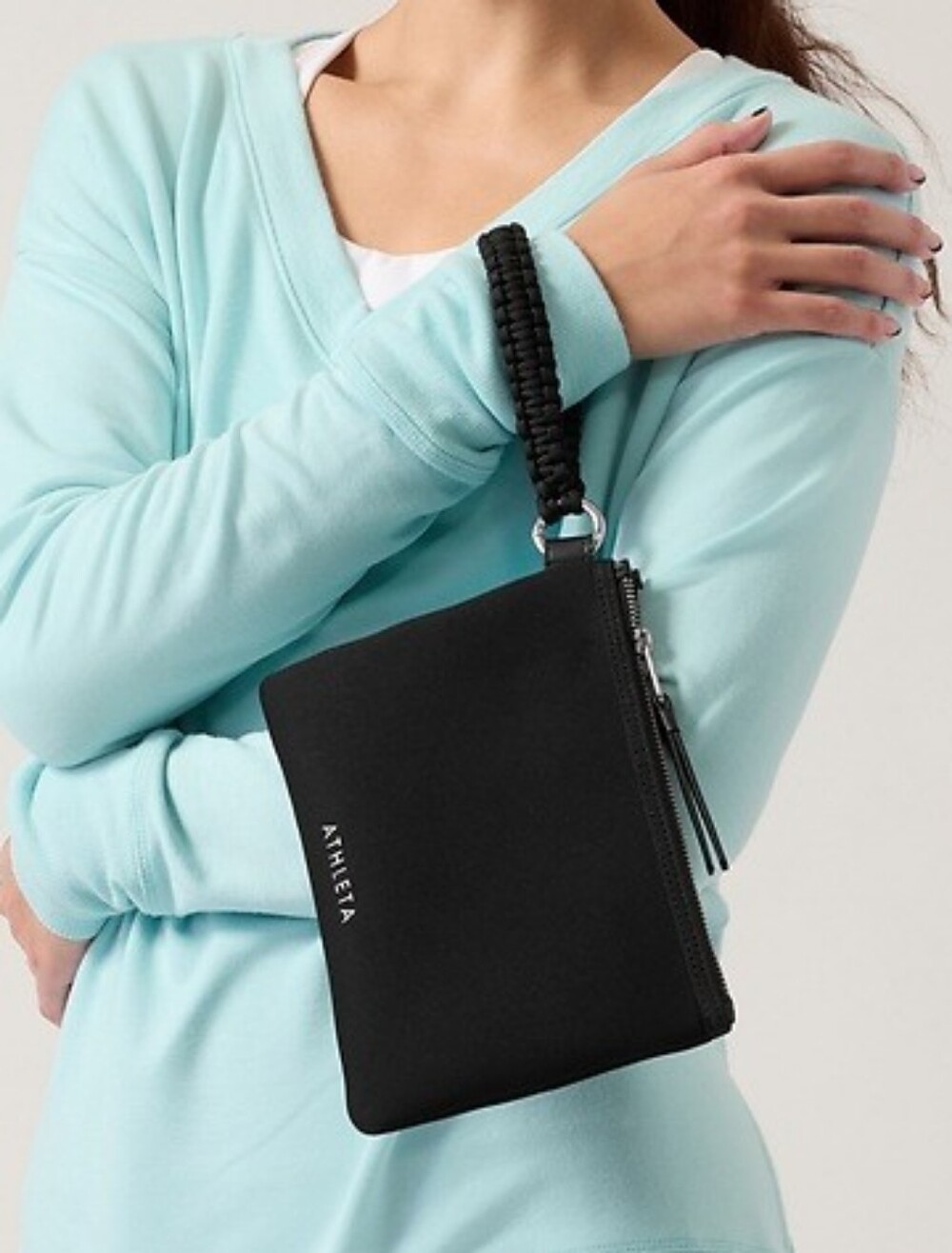 NEW Athleta Black Revive Zip Pouch, Black Wristlet